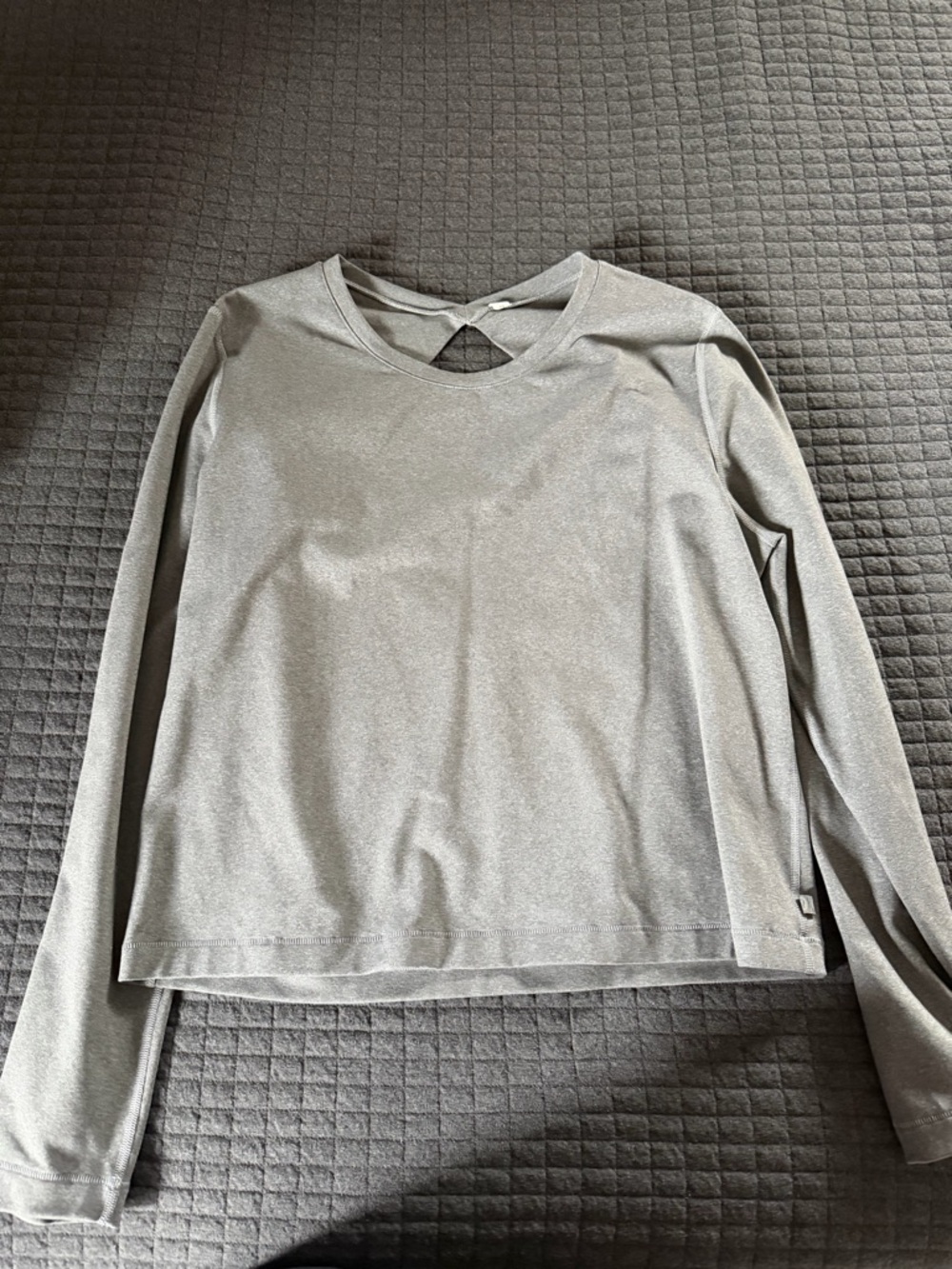 Lululemon Women's Long-Sleeve Gray Performance Top, size 12